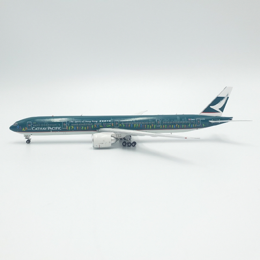 市場 1 ボーイング777-300ER キャセイパシフィック航空 B-KPP 台座欠品 国内運費免費 飛行機 香港 キャセイパシフィック航空 B777 ボーイング 1/200 模型 航空機